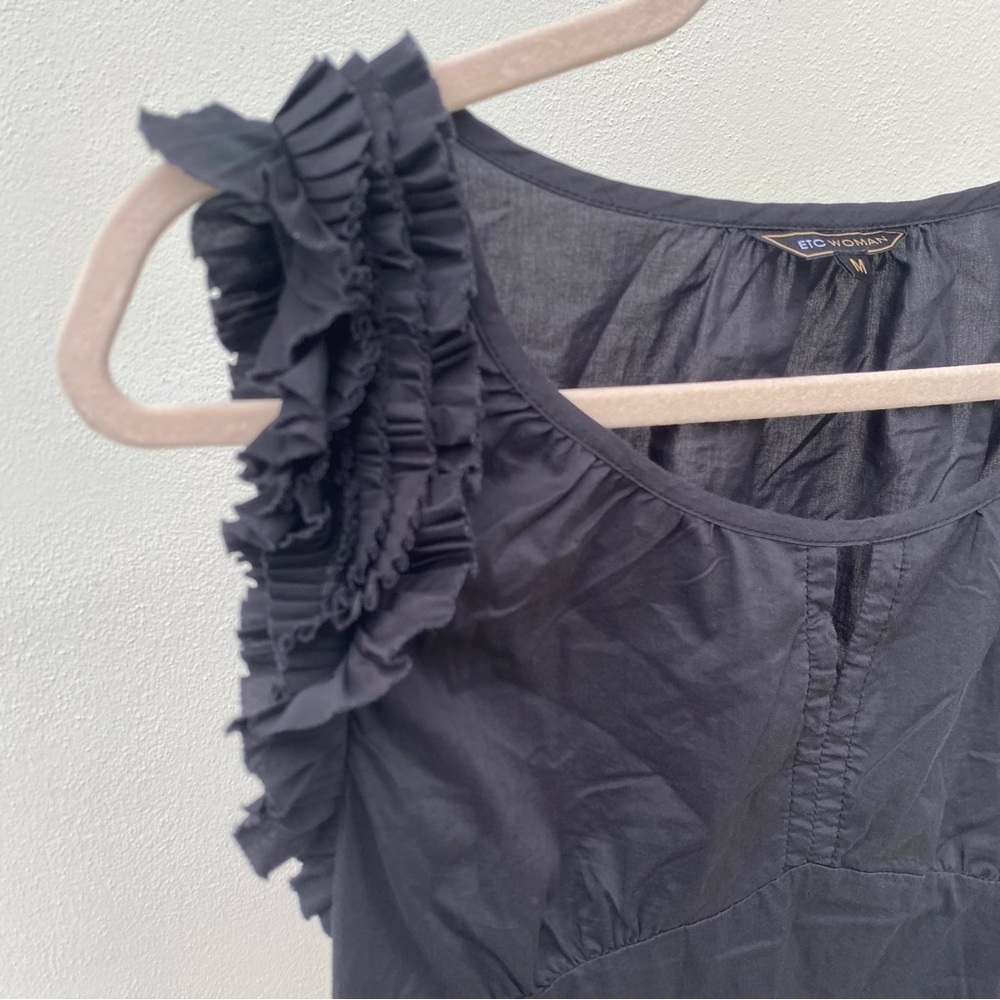 Y2K Black Ruffled Sleeveless Top Size Medium - Picture 2 of 7